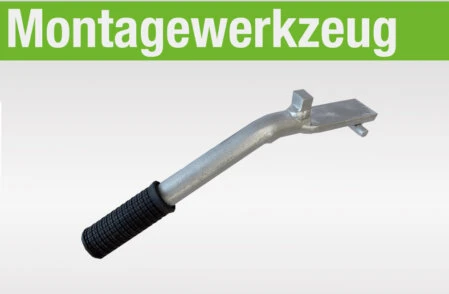 Robustes Montagewerkzeug mit schwarzem Griff zur einfachen Installation von Filterelementen, auf weißem Hintergrund mit grünem Titelbanner „Montagewerkzeug“